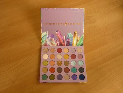Kathleen Lights x Colourpop So jaded oogschaduw palette, Handtassen en Accessoires, Uiterlijk | Cosmetica en Make-up, Ophalen of Verzenden
