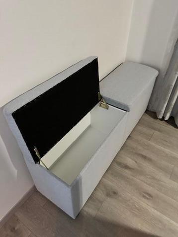 Dressoirs of bank met opbergruimte  beschikbaar voor biedingen