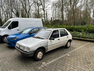 Te koop Peugeot 205 1990 106 000 km 5 Vitesse ipv 4 