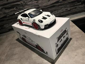 1:12 Norev Porsche 911 GT3 RS 2022 Wit & Pyro rood beschikbaar voor biedingen