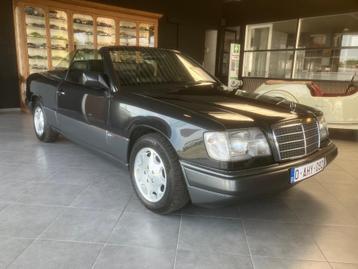 mercedes E220 cabrio  '51.000km' beschikbaar voor biedingen