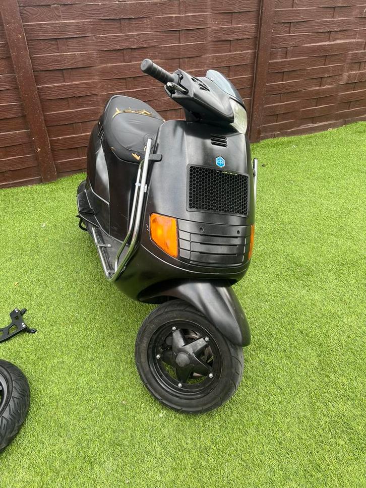 Piaggio skipper 125cc met runner blok, Fietsen en Brommers, Scooters | Piaggio, Zo goed als nieuw, Overige modellen, Ophalen