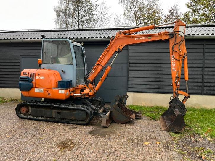 Hitachi hx45-2 hydraulische snelwissel met 3 bakken, Zakelijke goederen, Machines en Bouw | Kranen en Graafmachines, Graafmachine