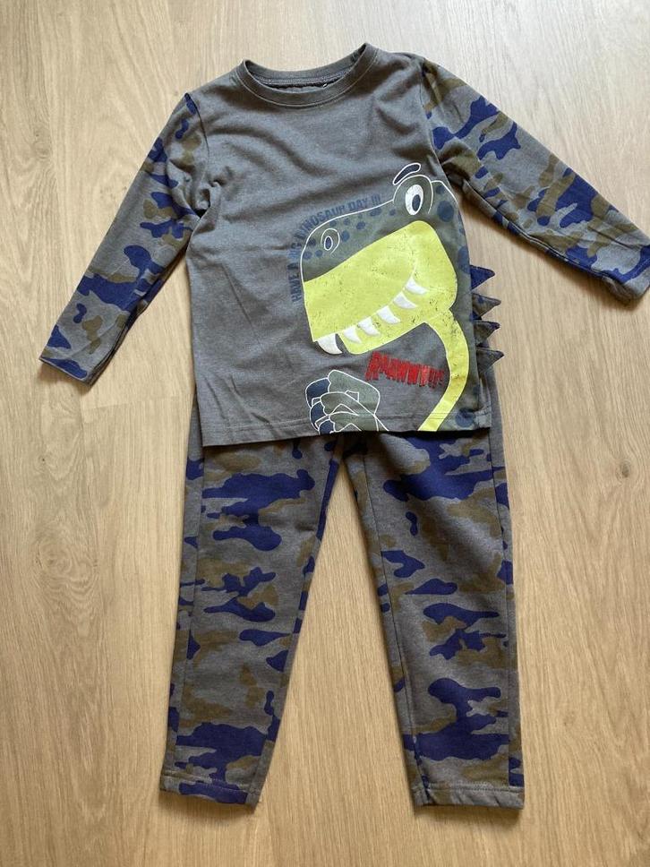 Jongens setje, truien, vesten en longsleeves maat 104, Kinderen en Baby's, Kinderkleding | Kinder-kledingpakketten, Gebruikt, Maat 104