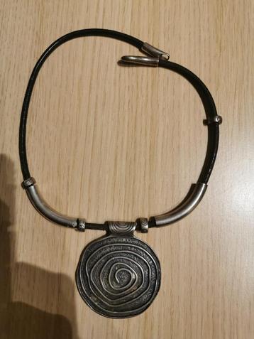 Collier artisanal vintage –Pièce unique au charme intemporel beschikbaar voor biedingen