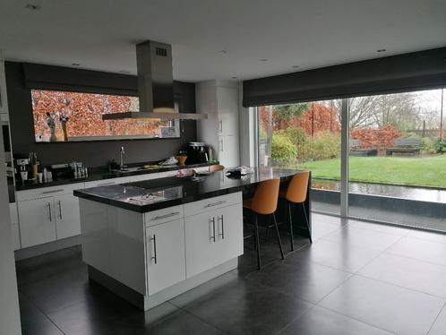 Volledige keuken, Huis en Inrichting, Keuken | Complete keukens, Gebruikt, Overige typen, Wit, Graniet of Steen, Met kookeiland