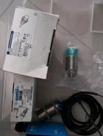 Détecteurs de proximité (3 inductif et 1x capacitif), Enlèvement ou Envoi, Comme neuf