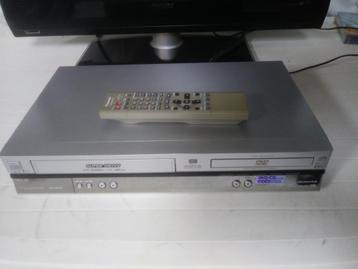 Panasonic combi DVD speler/VHS recorder NV-VP30EC beschikbaar voor biedingen