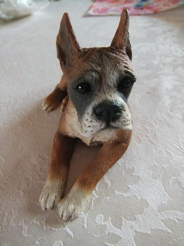 beeldje ,boxer hond, Collections, Collections Animaux, Comme neuf, Statue ou Figurine, Chien ou Chat, Enlèvement ou Envoi