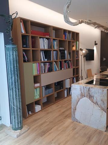 Bibliothèque LEMA - Placage noyer beschikbaar voor biedingen