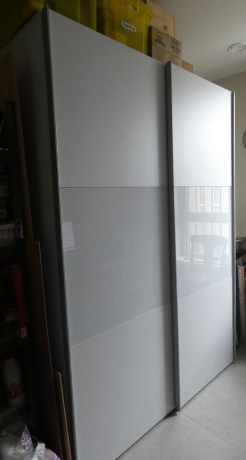 Kleerkast, Huis en Inrichting, Kasten | Kleerkasten, Zo goed als nieuw, 200 cm of meer, 150 tot 200 cm, 50 tot 75 cm, Met deur(en)