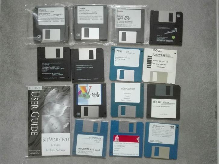 Originele drivers en handleidingen (apart & ruilen mogelijk), Computers en Software, Vintage Computers, Ophalen of Verzenden