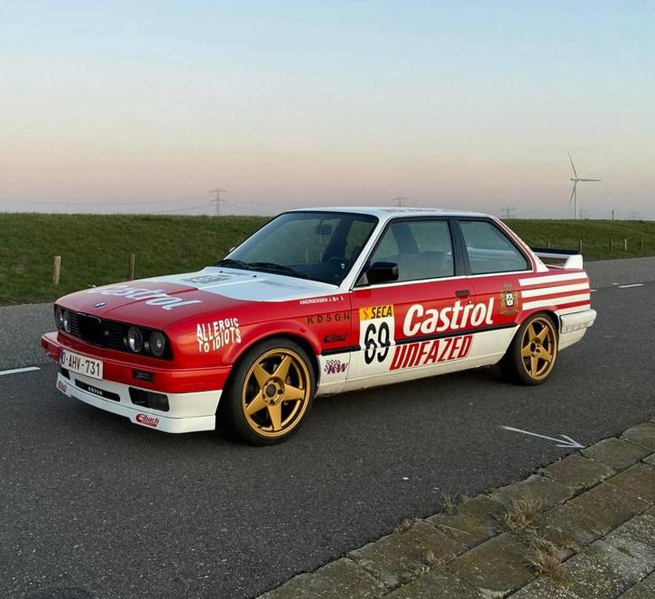 bmw e30 oldtimer coupe swap, Auto's, Oldtimers, Particulier, BMW, Benzine, Coupé, 2 deurs, Handgeschakeld, Zwart, Achterwielaandrijving