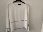 Witte bloes met zwart randje Zara., Kleding | Dames, Blouses en Tunieken, Zara basic, Wit, Maat 42/44 (L), Ophalen of Verzenden
