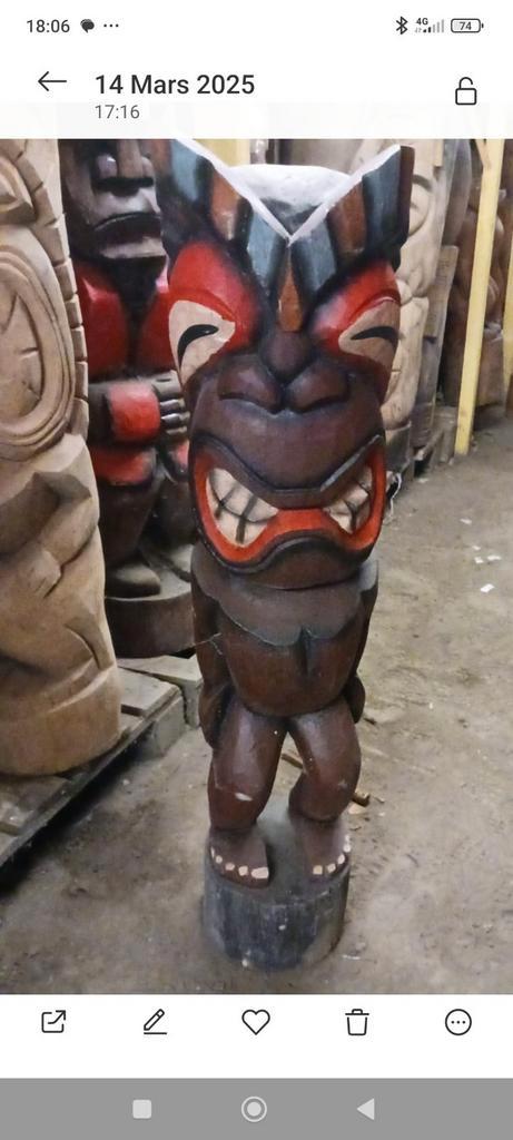 statue totem Tiki 100 cm en bois de cocotier, Tuin en Terras, Tuinbeelden, Nieuw, Boeddhabeeld, Hout, Ophalen of Verzenden