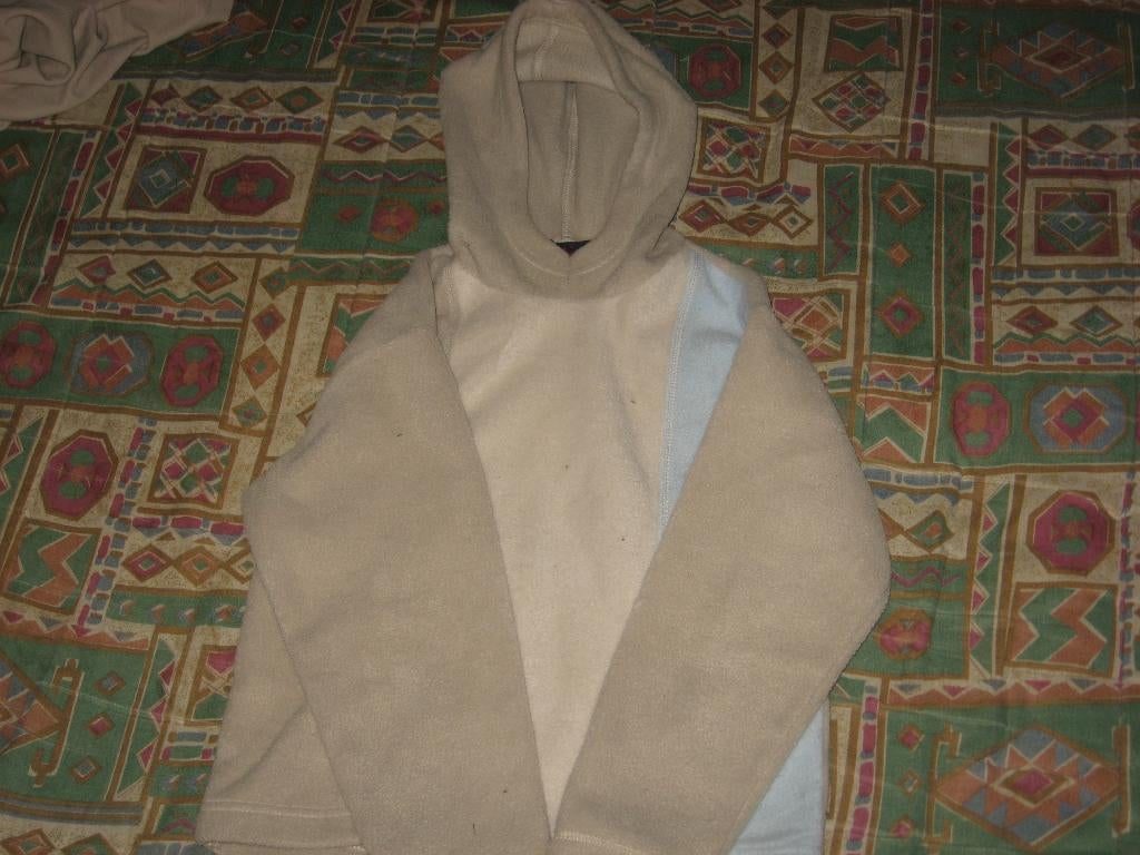 gros pull pour enfants à capuche pour hivers taille 128, Enlèvement ou Envoi, Comme neuf, Garçon, Pull ou Veste