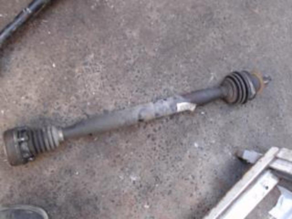 Cardan droit Seat Ibiza 4 1.4i 63kw 2008-2012 LP/14011, Autos : Pièces & Accessoires, Enlèvement ou Envoi, Utilisé, Seat