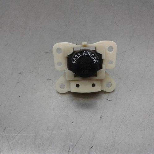 DIVERSEN Mitsubishi L-200 (01-1986/12-2015), Auto-onderdelen, Overige Auto-onderdelen, Mitsubishi, Gebruikt