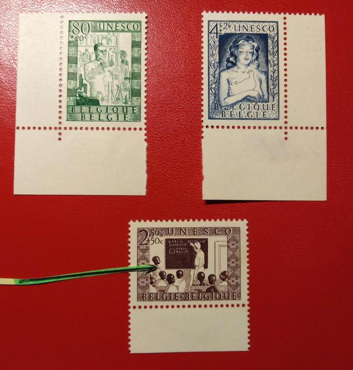 Timbres-poste de Belgique** 1953 avec VARIETE, Timbres & Monnaies, Timbres | Europe | Belgique, Non oblitéré, Autre, Autre, Avec timbre