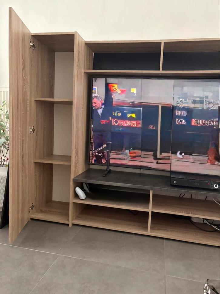 Tv kast, Huis en Inrichting, Kasten |Televisiemeubels, Zo goed als nieuw, Ophalen