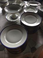 BEDIENING AAN TAFEL IN LIMOGES