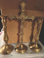 Kruisbeeld met kandelaars., Antiquités & Art, Antiquités | Objets religieux, Enlèvement