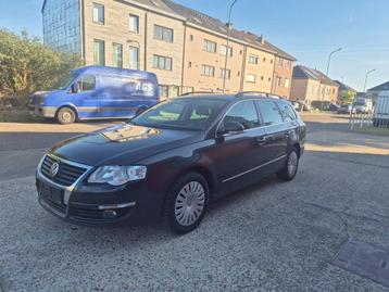 Volkswagen Passat 1.4 Tsi + Keuring - Garantie - Onderhoud, Auto's, Volkswagen, 90 kW, Euro 5, Parkeersensor, Zwart
