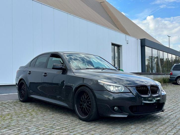 BMW 520d / FACELIFT! / M-PAKKET! / EURO 5! / GEKEURD!, Auto's, BMW, Particulier, 5 Reeks, ABS, Airbags, Airconditioning, Alarm