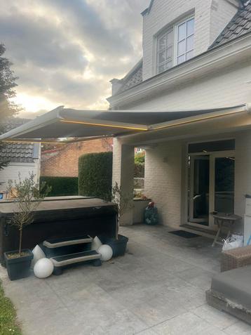 Perfect onderhouden zonneluifel 4 x 3 m Verano Somfy motor beschikbaar voor biedingen