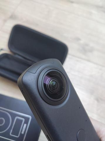 Appreil photo 360 Ricoh Theta z1 360 degrés 19 gb disponible aux enchères