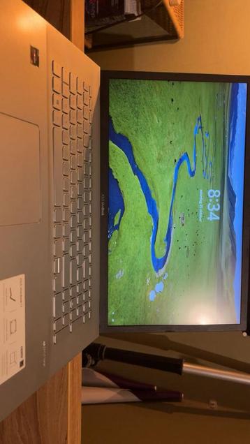 ASUS VIVOBOOK 17 beschikbaar voor biedingen