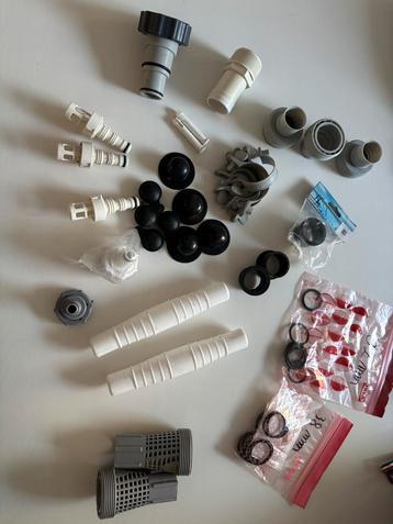 Zwembad toebehoren doppen rubbers aansluitingen … beschikbaar voor biedingen
