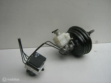 Rembekrachtiger Land Rover Discovery 3 Rem pomp bekrachtiger beschikbaar voor biedingen