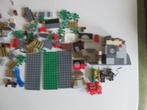 Lego Ninjago 5 Figuren und Konvolut Zubehör und Steine, Briques en vrac, Lego, Utilisé, Enlèvement ou Envoi