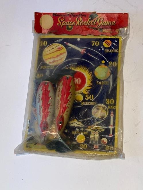 Jeu de fléchettes fusées rocket en tole Space vintage 1950’s, Antiquités & Art, Antiquités | Jouets, Enlèvement ou Envoi
