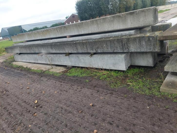 Partij Beton heipalen te koop., Doe-het-zelf en Bouw, Overige Doe-Het-Zelf en Bouw, Zo goed als nieuw, Ophalen