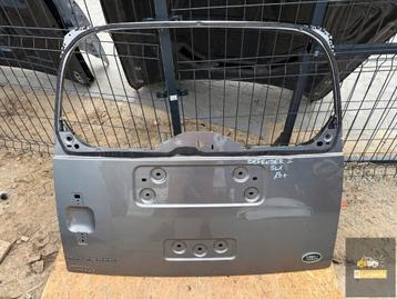 Hayon du Defender II, Utilisé
