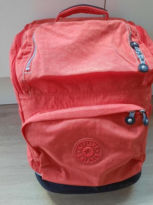 Grote rode boekentas/rugtas Kipling, Handtassen en Accessoires, Tassen | Schoudertassen, Zo goed als nieuw, Kipling, Rood, Ophalen of Verzenden