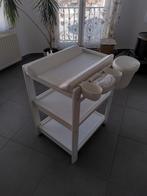 Luiertafel met wieltjes en 2 kussenhoezen, Kinderen en Baby's, Ophalen, Gebruikt