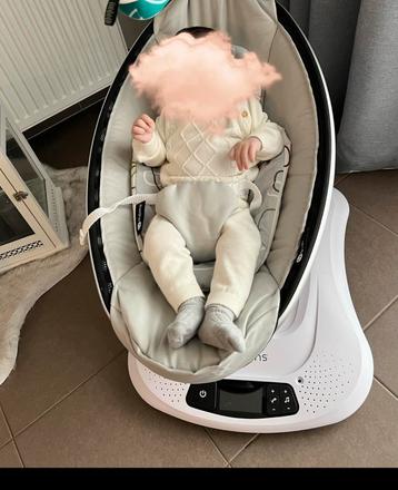 4 moms mamaroo beschikbaar voor biedingen