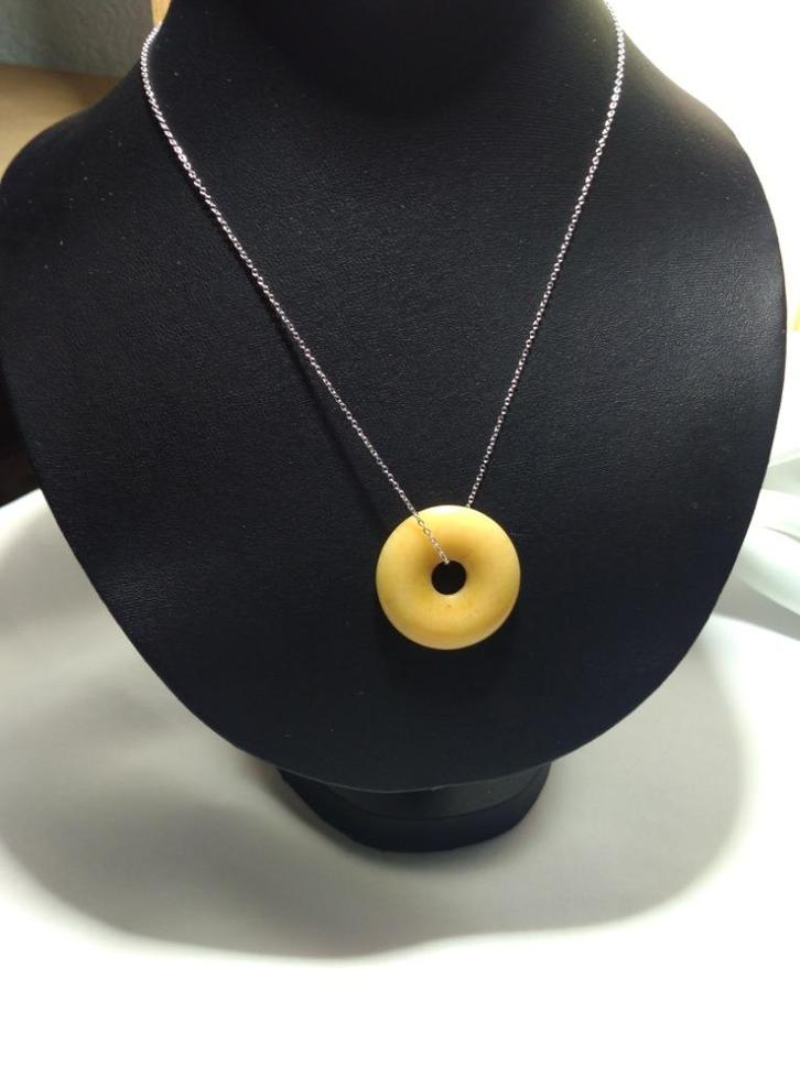 Ketting zilver met butterscotch amber, Handtassen en Accessoires, Kettingen, Nieuw, Zilver, Geel, Met edelsteen, Met hanger, Verstelbaar