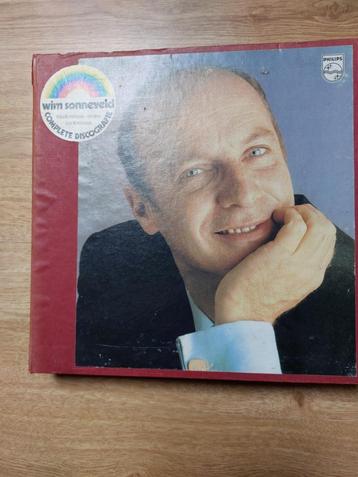 Set van 11 langspeelplaten van Wim Sonneveld beschikbaar voor biedingen