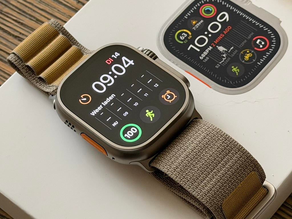 Apple Watch Ultra 2, batterij 100% als nieuw met 2 bandjes!, Enlèvement ou Envoi, Comme neuf, IOS