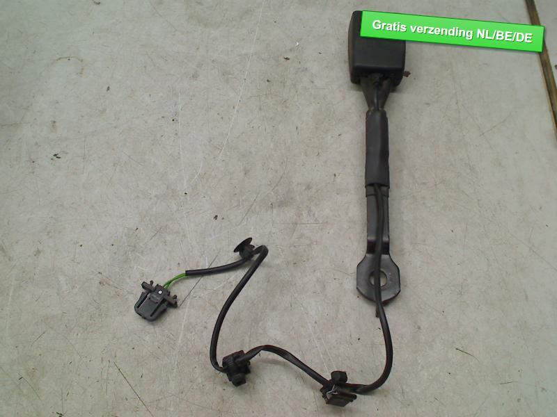 BOUCLE DE CEINTURE DE SECURITE AVANT DROIT Audi Q5 (8RB), Dhr. R. de Gouw, Audi, Utilisé, De Bloemendaal 21 21
5221 EB  'S HERTOGENBOSCH, NL