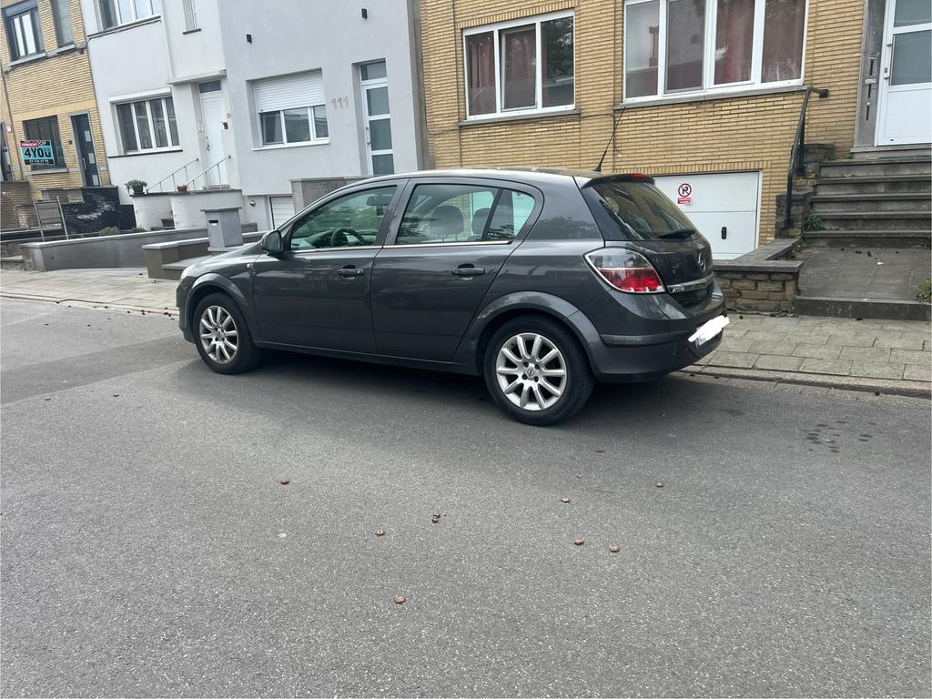 Opel astra 1.4 benzine airco 172000 klm, Auto's, Opel, Particulier, Astra, Te koop, Benzine