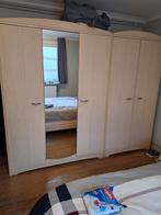 2 kleerkasten, Enlèvement