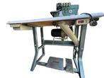 Industriële overlockmachine van het topmerk Rockwell Rimoldi, Enlèvement, Comme neuf