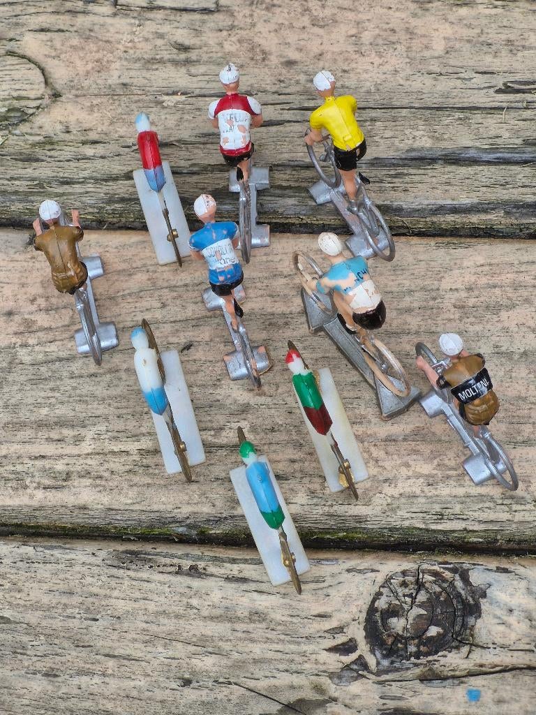 10 coureurkes uit de jaren 60/70 (plastic), Verzenden