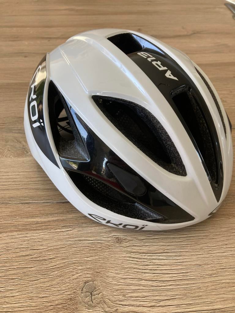 Ekoi ar13 aero fietshelm, Fietsen en Brommers, Ophalen, Zo goed als nieuw, M, Heer of Dame