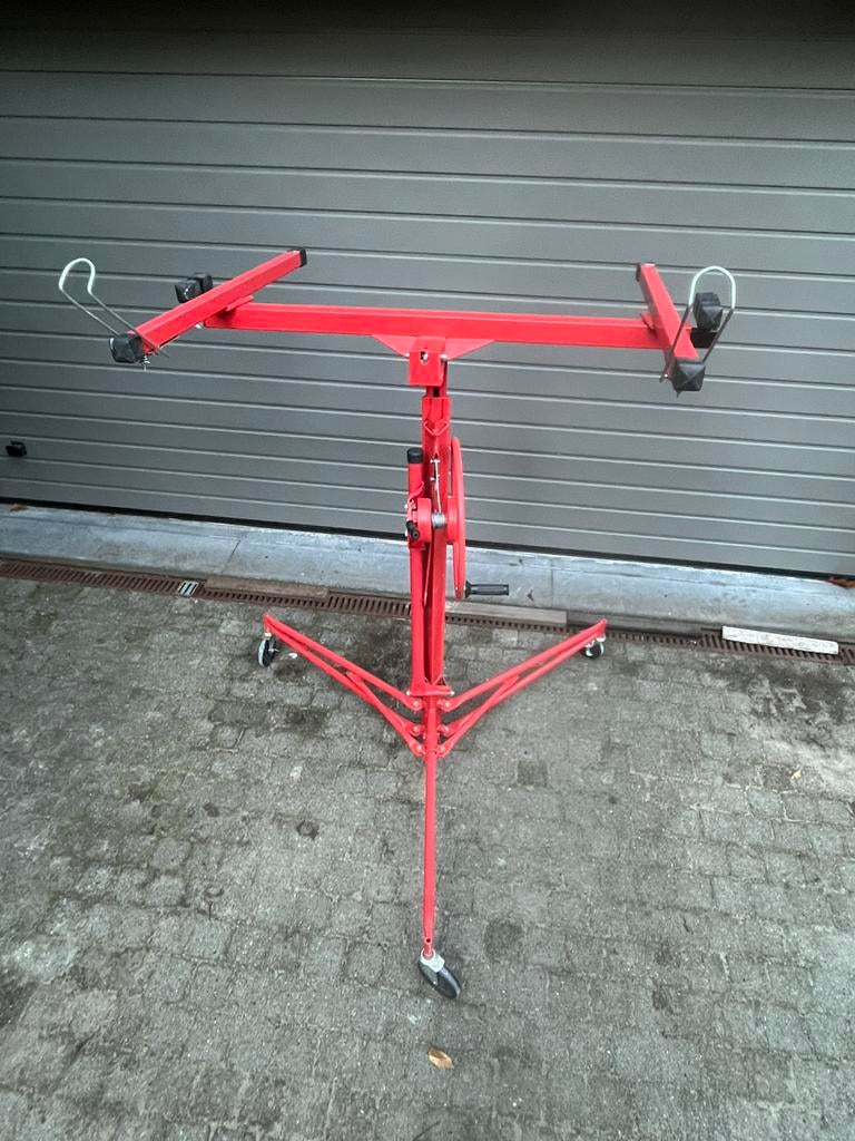 Verhuur gyproc lift, Ophalen, Handmatig